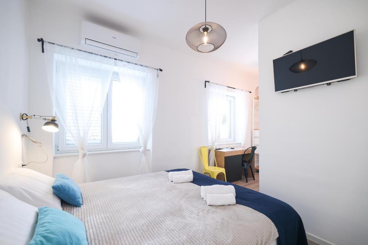 Rooms Lopwi Old Town Ground Floor Zadar Buitenkant foto