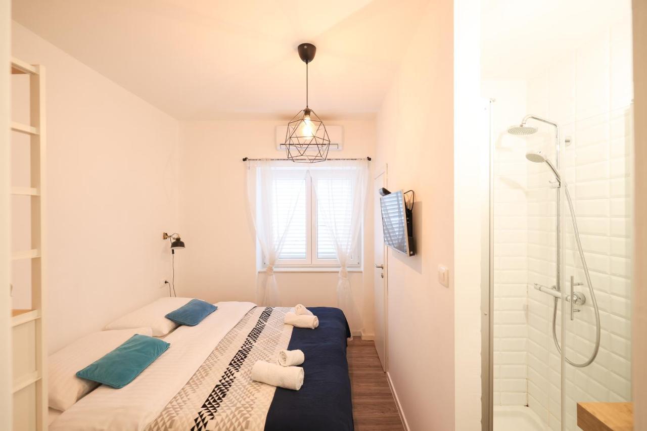 Rooms Lopwi Old Town Ground Floor Zadar Buitenkant foto