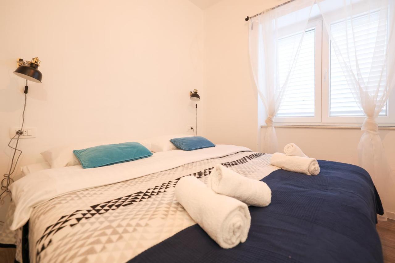 Rooms Lopwi Old Town Ground Floor Zadar Buitenkant foto